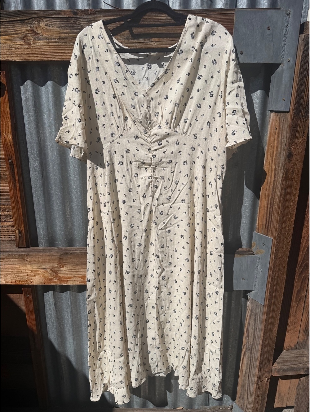 Per Una Short Sleeve Cream and Black Floral Midi Dress, Size 20